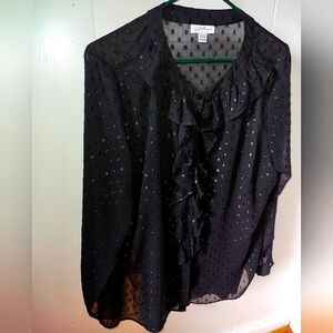 16/18W  Black Blouse with Ruffles